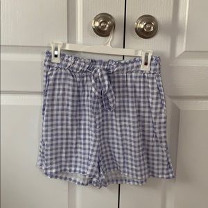 flowy shorts with a ribbon bow